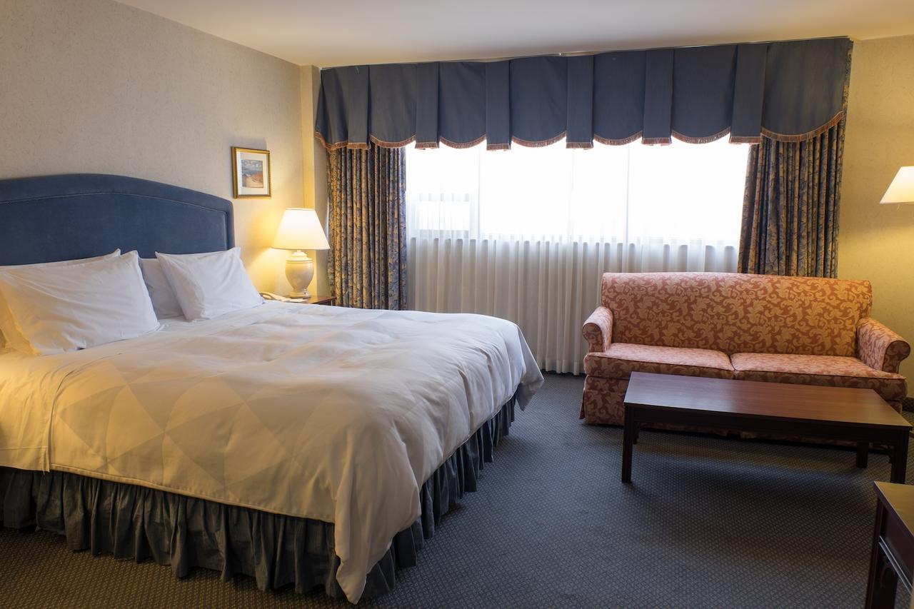 The Roehampton Hotel Toronto Extérieur photo