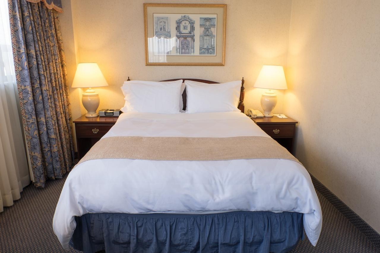 The Roehampton Hotel Toronto Extérieur photo